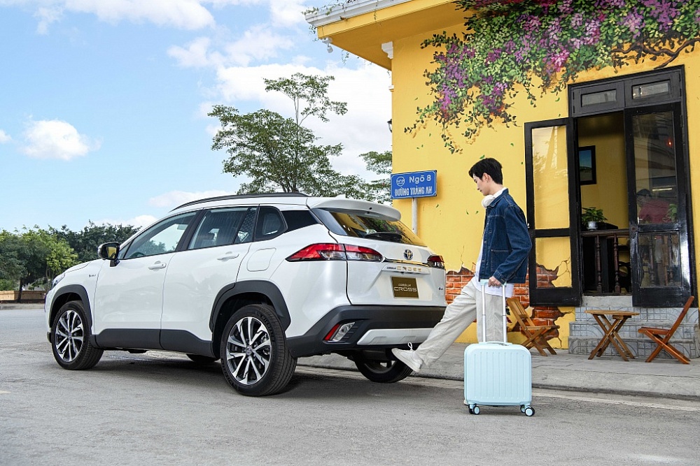Toyota Corolla Cross 2024 có cả phiên bản Hybrid
