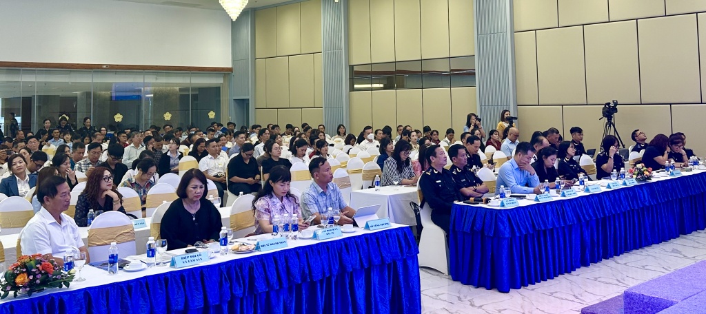 Hải quan Bình Định giải đáp nhiều vướng mắc về thủ tục hải quan cho doanh nghiệp