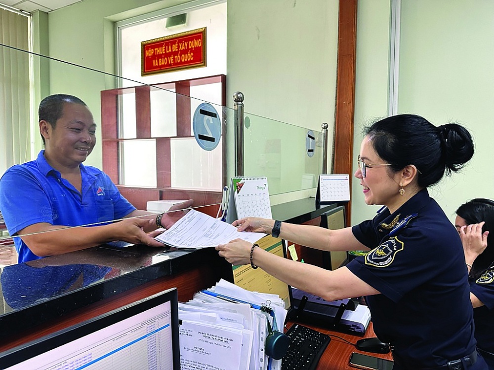 Hoạt động nghiệp vụ tại Chi cục Hải quan KCN Mỹ Phước, Cục Hải quan Bình Dương. Ảnh: T.D Hoạt động nghiệp vụ tại Chi cục Hải quan KCN Mỹ Phước, Cục Hải quan Bình Dương. Ảnh: T.D