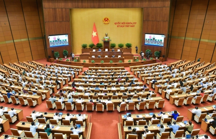 Chính phủ đề xuất tăng 30% lương cơ sở, 15% lương hưu và chưa bãi bỏ hệ số lương