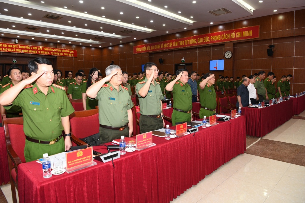 Tội phạm đặc biệt nguy hiểm móc nối người nước ngoài để buôn ma túy ở Tây Bắc