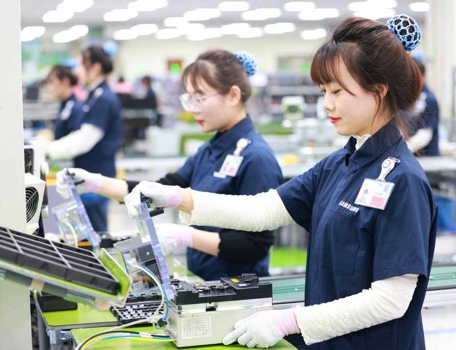 Xuất khẩu gần 283 tỷ USD, doanh nghiệp FDI chiếm hơn 74%