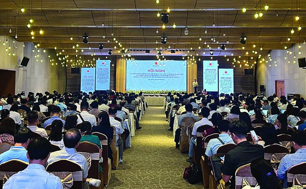 Quang cảnh Hội nghị lấy ý kiến sửa đổi, bổ sung Luật Quản lý, sử dụng tài sản công.
