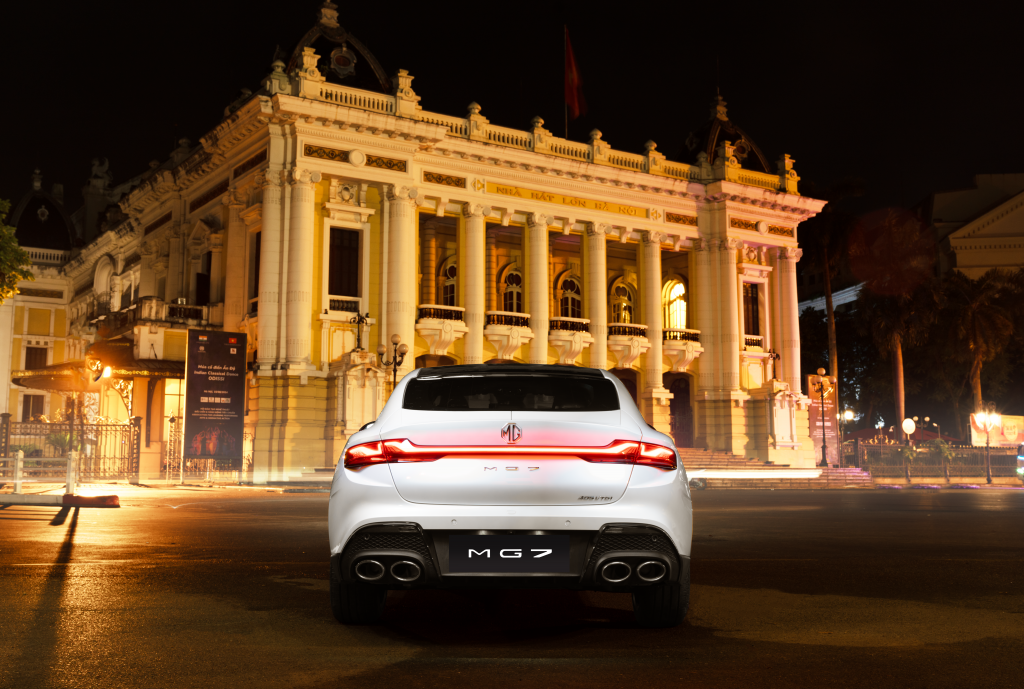 MG 7 có giá cao nhất 1,018 tỷ đồng