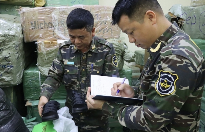 Hoạt động buôn lậu, hàng giả ở Móng Cái có chiều hướng tăng
