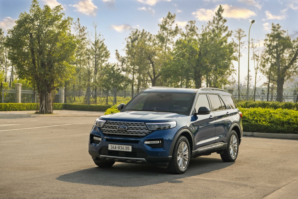 Hàng loạt xe Ford giảm giá, cao nhất 100 triệu đồng