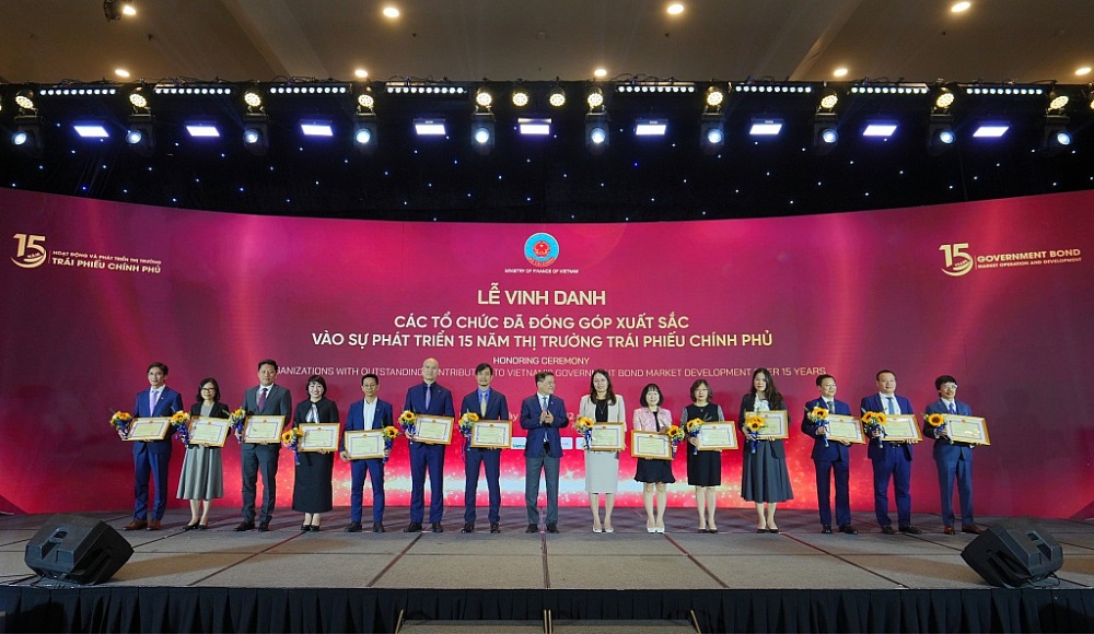 Agribank được vinh danh “Top 10 nhà tạo lập thị trường trái phiếu  Chính phủ Việt Nam”