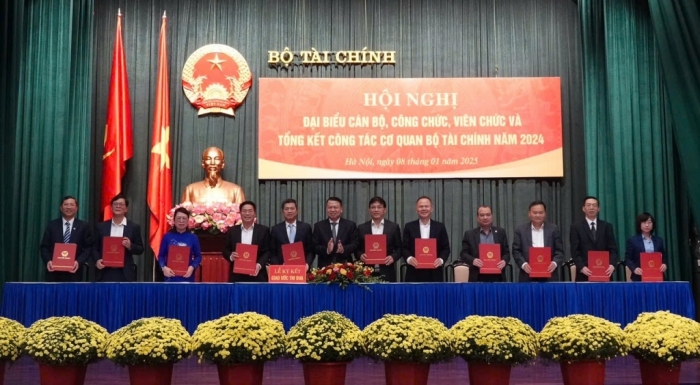 Ngành Tài chính thi đua hoàn thành thắng lợi mục tiêu, nhiệm vụ năm 2025