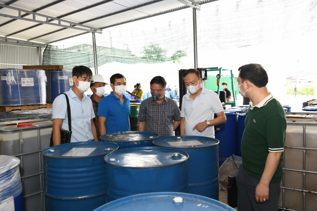Phá vụ sản xuất trái phép ma túy quy mô lớn nhất tại Việt Nam từ trước đến nay