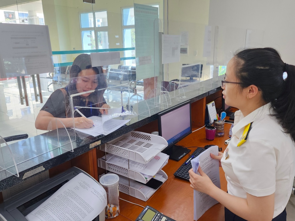 Chi cục Thuế khu vực V thu ngân sách đạt gần 40% dự toán