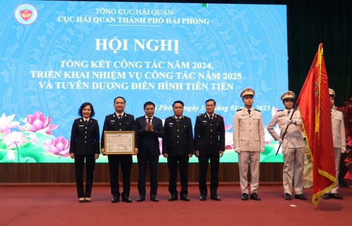 Phát huy truyền thống đơn vị Anh hùng, xây dựng Hải quan đất cảng phát triển vững mạnh trong kỷ nguyên mới