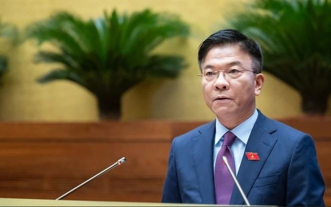 Phó Thủ tướng Lê Thành Long chỉ đạo xử lý thuốc chữa bệnh giả
