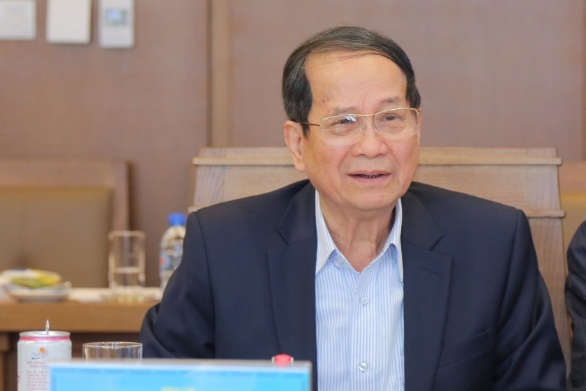 Chuyên gia kinh tế nói gì về quyết định tăng giá điện của EVN? Chuyên gia kinh tế nói gì về quyết định tăng giá điện của EVN?