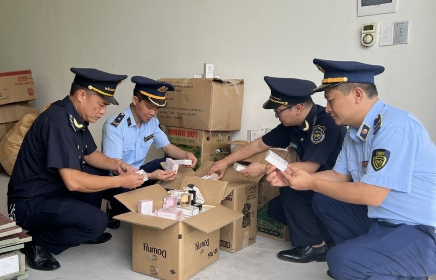 Thủ tướng yêu cầu tiếp tục đấu tranh, ngăn chặn hàng giả, xâm phạm quyền sở hữu trí tuệ