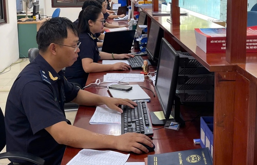 Hải quan khu vực IV: Tự động hoá phân công công chức kiểm tra hồ sơ trên VNACCS/VCIS