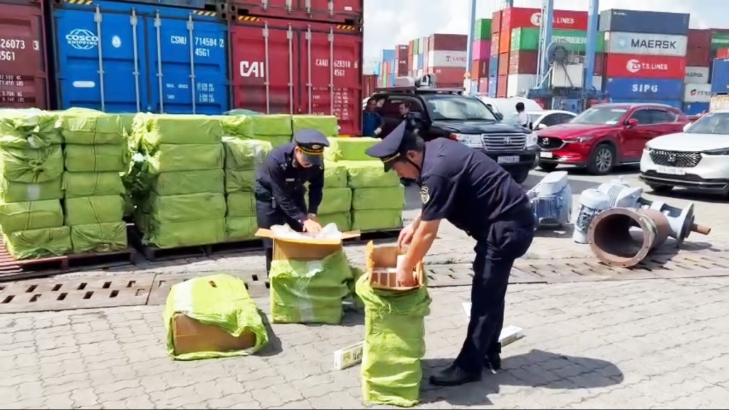 Bài 4: Chủ động ứng dụng công nghệ hiện đại trong kiểm soát chống buôn lậu