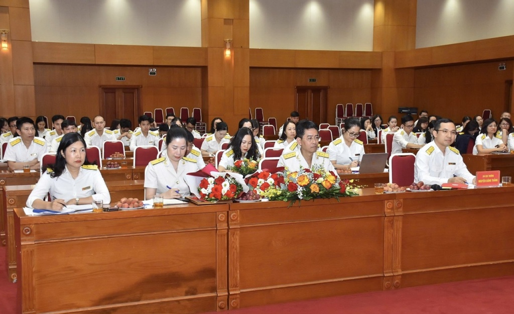 Cần tự động hóa các khâu quản lý, để công chức thuế làm tốt công tác tham mưu xây dựng chính sách Cần tự động hóa các khâu quản lý, để công chức thuế làm tốt công tác tham mưu xây dựng chính sách