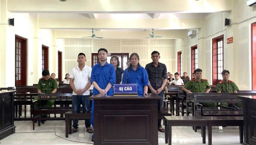 “Ông trùm” buôn hàng cấm lĩnh án 7 năm tù