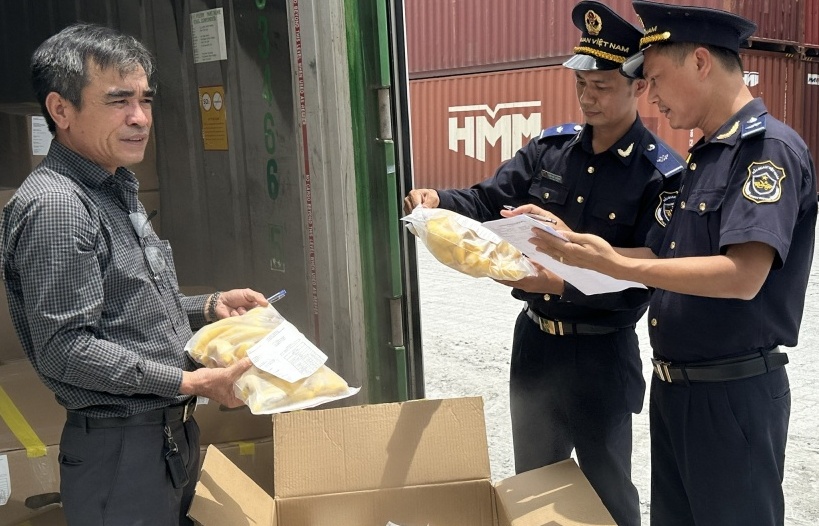 Các tỉnh phía Nam xuất siêu trên 18 tỷ USD