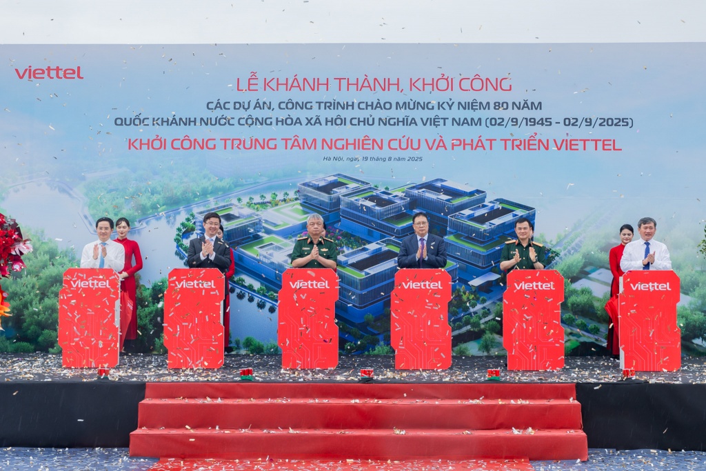 Viettel đầu tư 1 tỷ USD khởi công hai công trình trọng điểm quốc gia