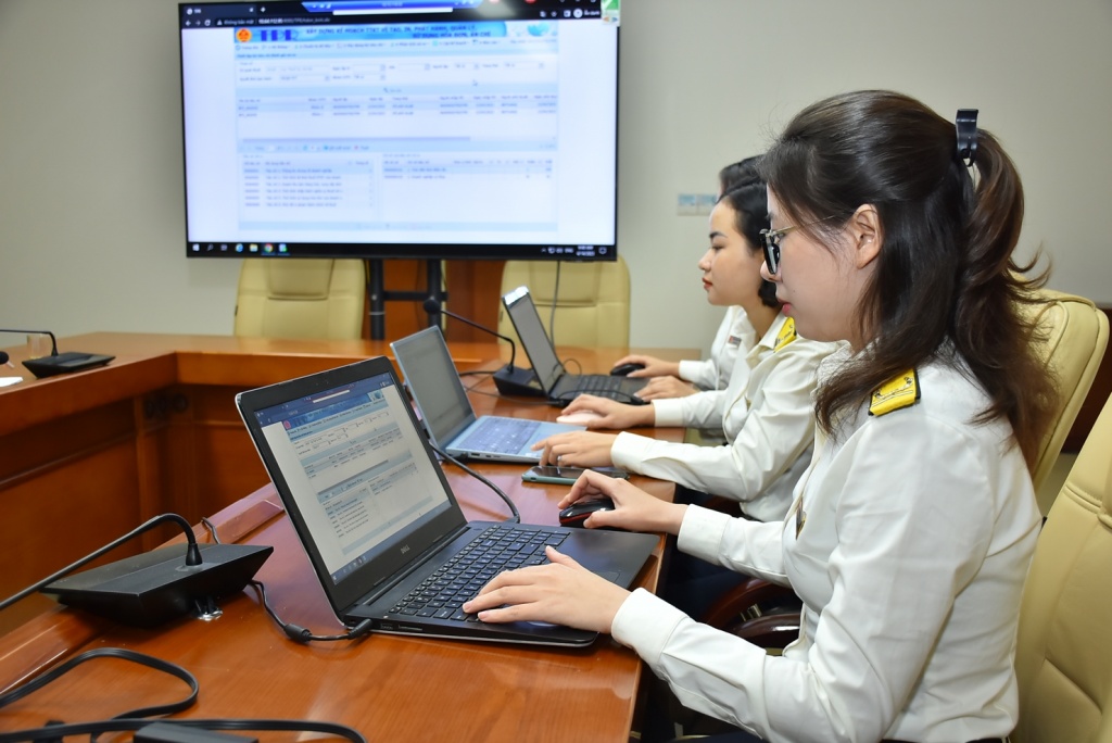 Xác định thời điểm và giá trị xuất hoá đơn