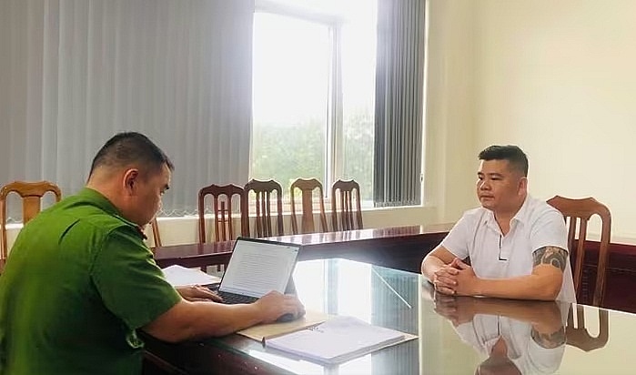 Đối tượng Hoàng Minh Thượng tại cơ quan điều tra.