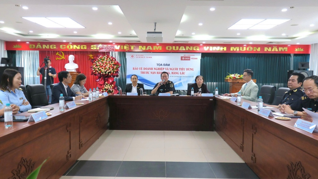 Chung tay ngăn chặn hiệu quả hàng lậu, hàng giả
