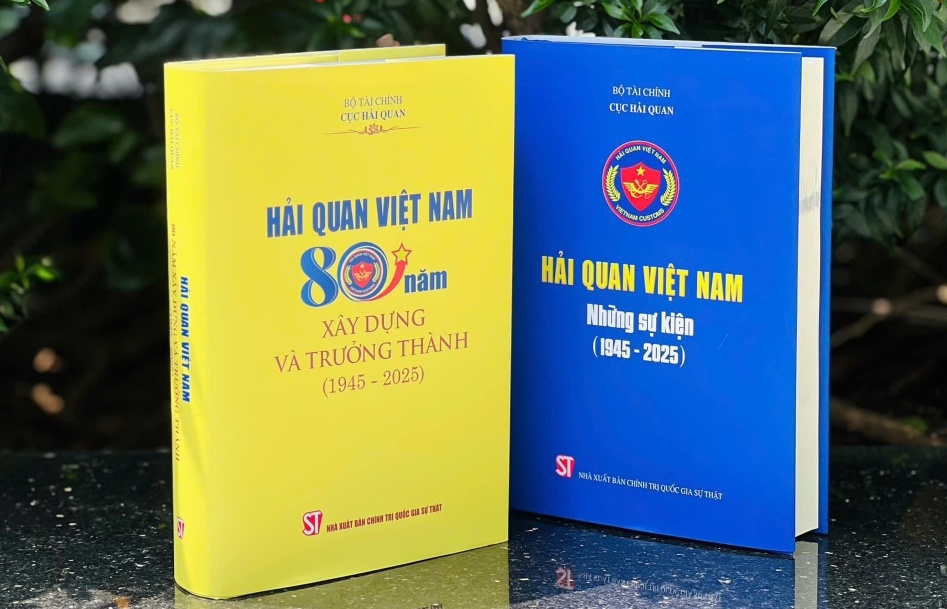 Cục Hải quan biên soạn 2 cuốn sách dịp kỷ niệm 80 năm ngày truyền thống