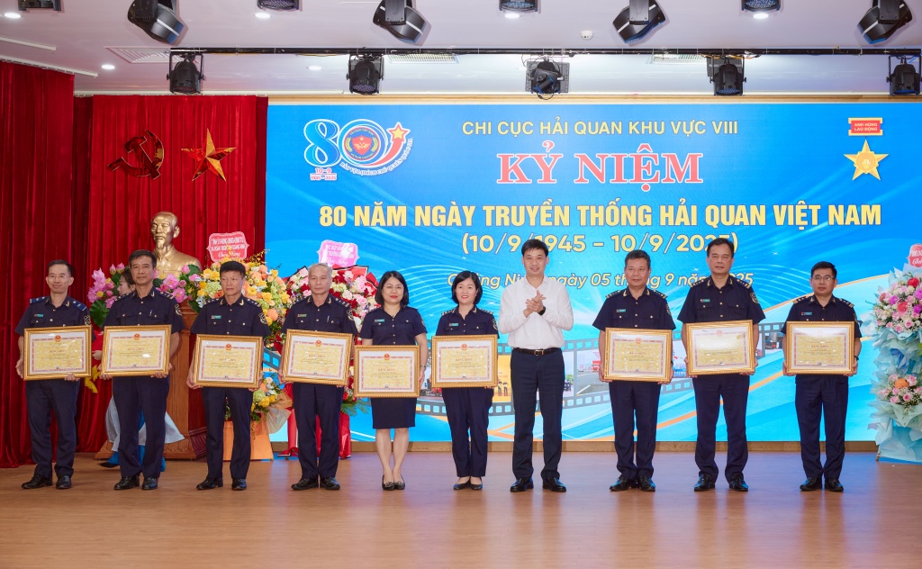 Hải quan khu vực VIII “đại sứ” cải thiện môi trường đầu tư