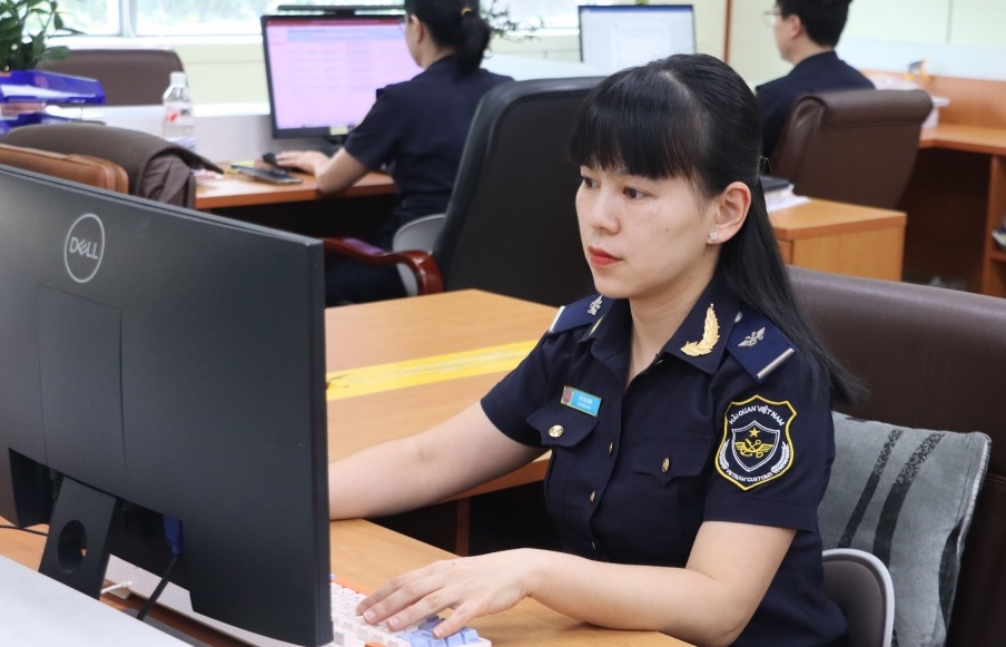 Xây dựng đội ngũ công chức hải quan có trình độ chuyên sâu, làm chủ công nghệ hiện đại