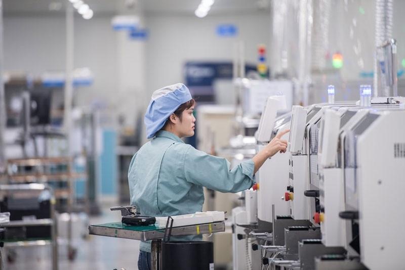 Hơn 26 tỷ USD vốn FDI chảy vào Việt Nam trong 8 tháng năm 2025