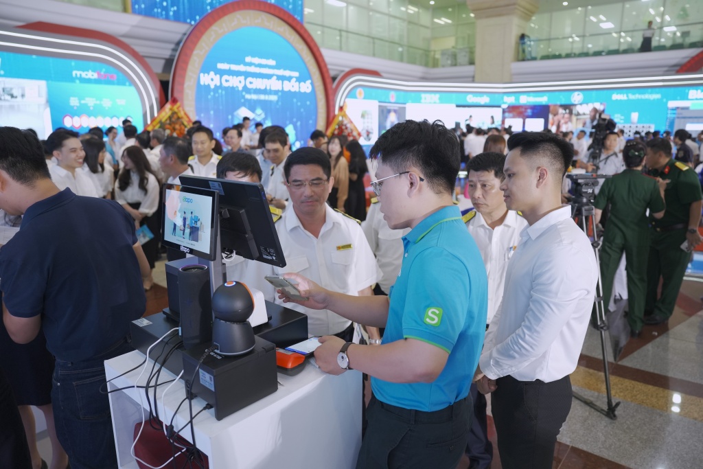 Thêm giải pháp hỗ trợ hộ kinh doanh chuyển đổi số Thêm giải pháp hỗ trợ hộ kinh doanh chuyển đổi số