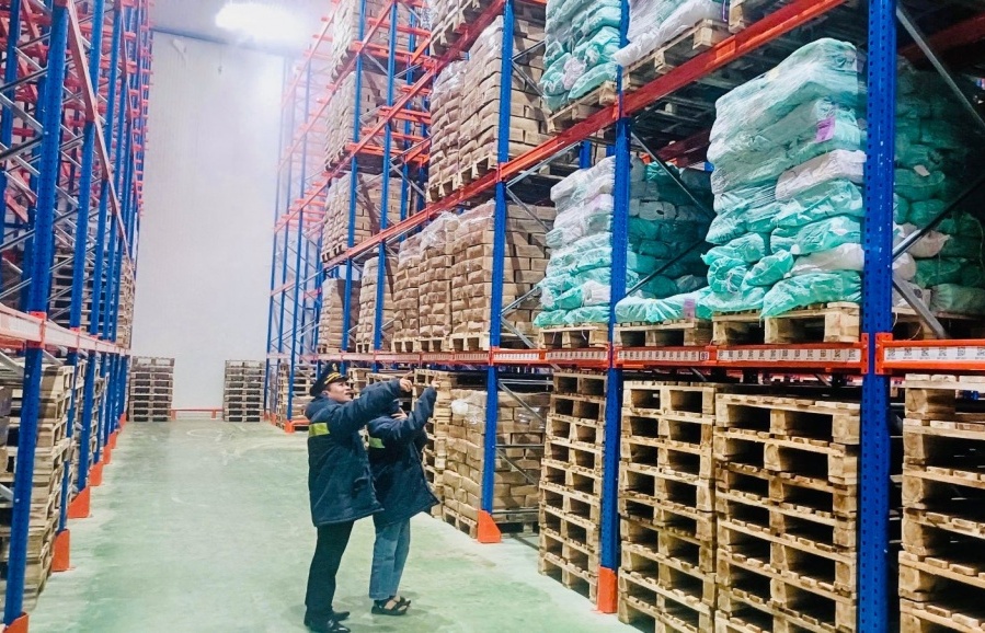 Hải quan Cà Mau: Vượt khó, hoàn thành vượt chỉ tiêu thu ngân sách năm 2025
