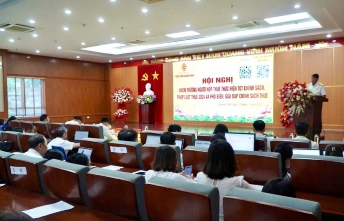 Quảng Ninh: Tuyên dương 32 tổ chức, cá nhân nộp thuế tiêu biểu