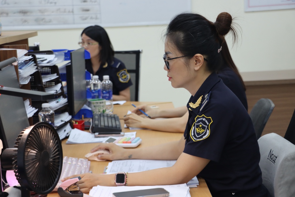 Hải quan khu vực III vận hành ứng dụng “Tra cứu thông tin tờ khai” Hải quan khu vực III vận hành ứng dụng “Tra cứu thông tin tờ khai”