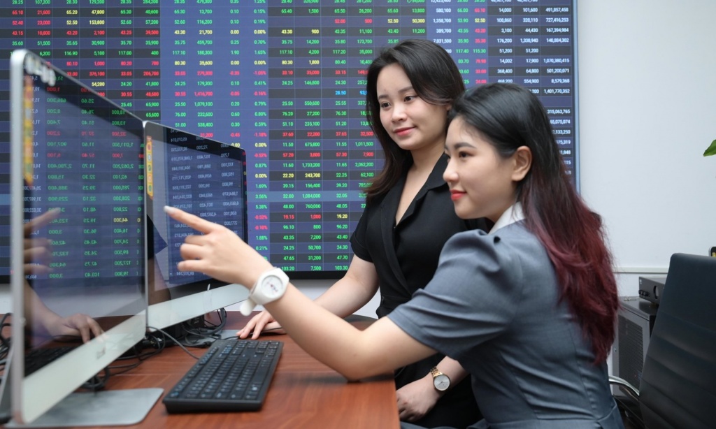 Nhiều điểm mới thúc đẩy nâng hạng thị trường chứng khoán