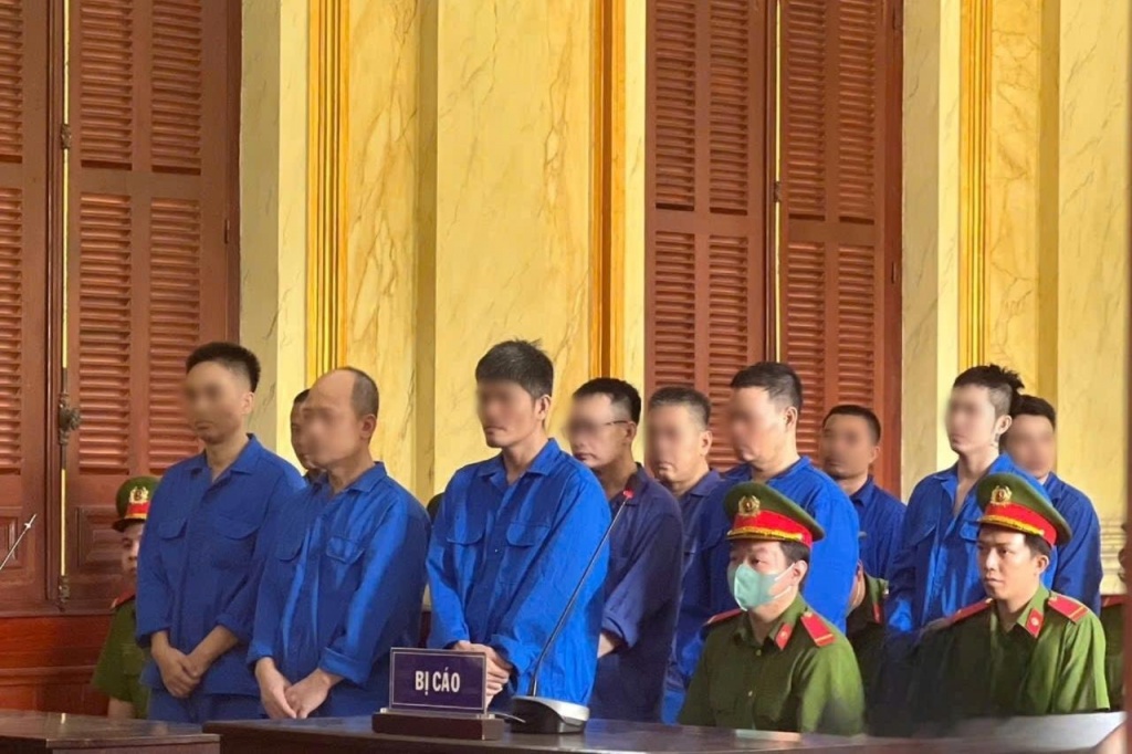 Các bị cáo nghe tuyên án tại phiên tòa
