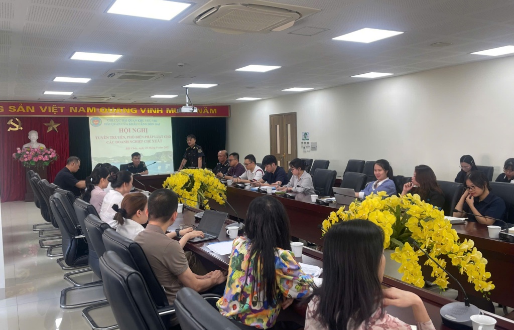 Hải quan Hòn Gai duy trì đánh giá sự hài lòng của doanh nghiệp