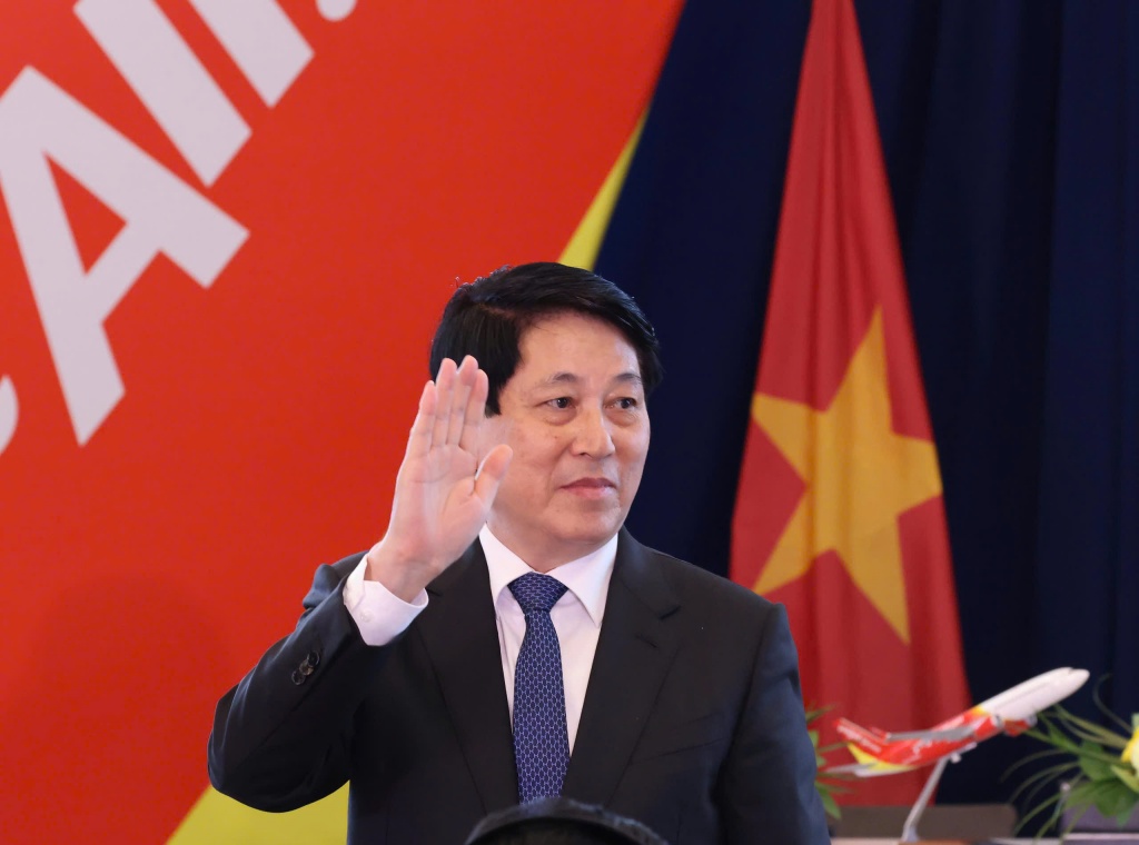 Chủ tịch nước Lương Cường tham dự lễ ký kết bàn giao máy bay giữa Boeing và Vietjet