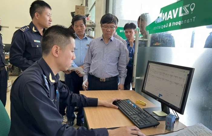 Bài 2: Còn nhiều hạn chế trong chia sẻ và sử dụng thông tin