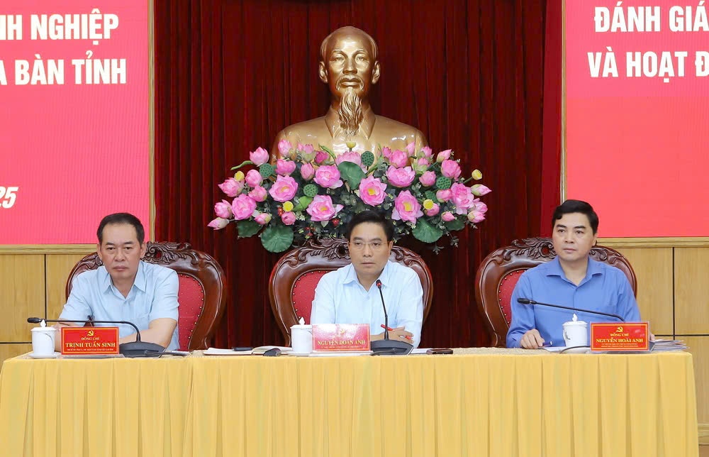 Hải quan khu vực X vận động, thu hút DN  làm thủ tục hải quan trên địa bàn