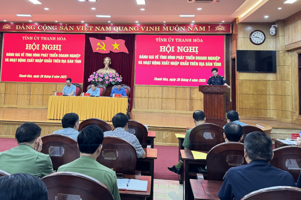 Hải quan khu vực X vận động, thu hút DN  làm thủ tục hải quan trên địa bàn
