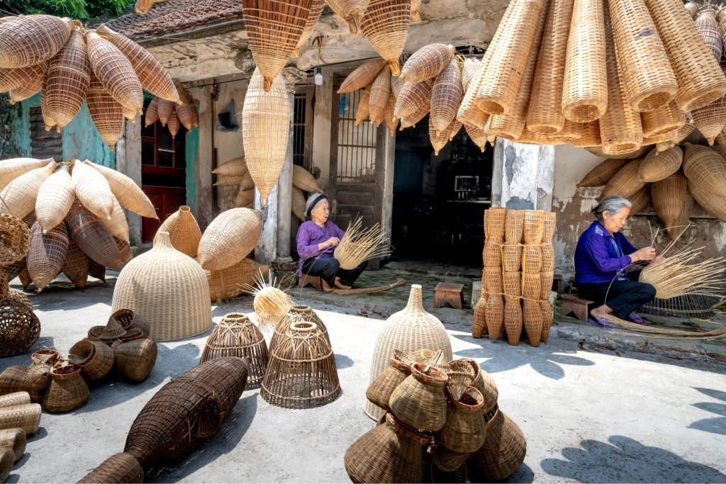 Đưa sản phẩm làng nghề lên sàn - đón đầu xu thế xuất khẩu số