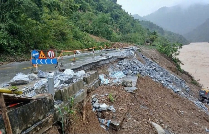 DN lưu ý khi vận chuyển hàng hóa qua tuyến quốc lộ 7 và 8 địa bàn Nghệ An- Hà Tĩnh
