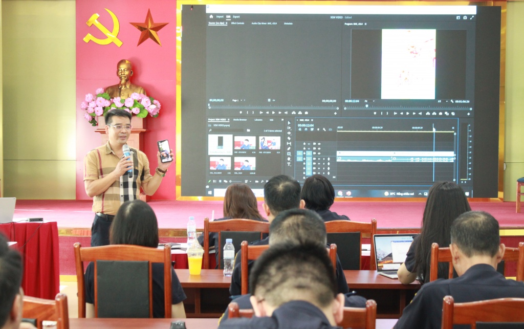 35 cán bộ, công chức Hải quan khu vực VIII tập huấn kỹ năng truyền thông