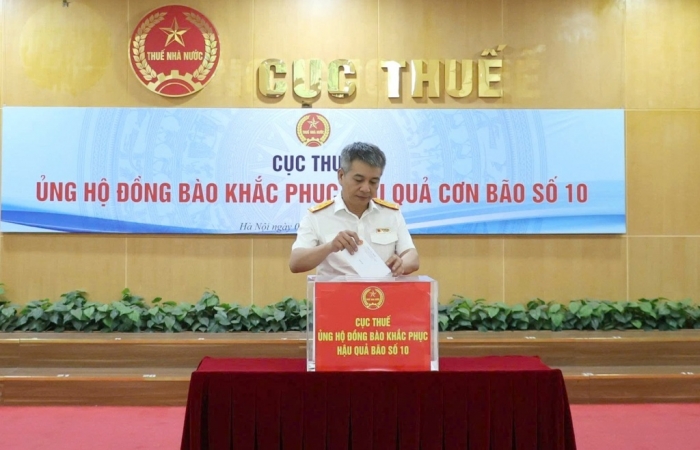 Cục Thuế: ủng hộ người dân khắc phục hậu quả cơn bão số 10