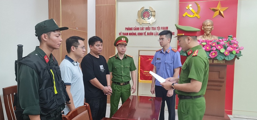 Quảng Ninh: Tạm giữ 9 đối tượng liên quan đến đường dây buôn lậu