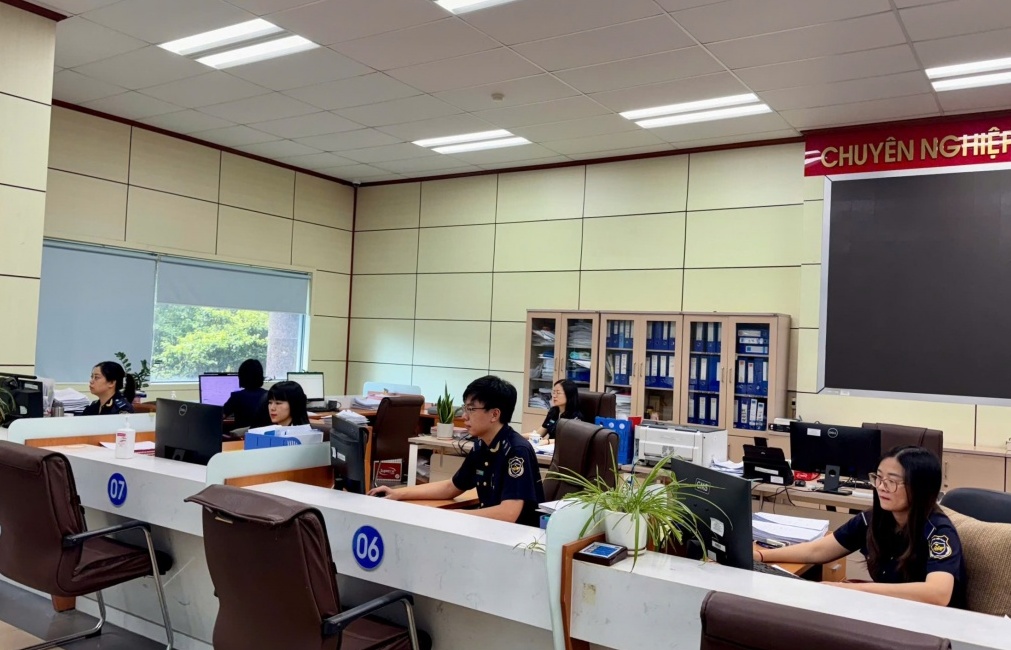 Hiệu quả cải cách thủ tục hải quan ở cửa khẩu quốc tế Móng Cái