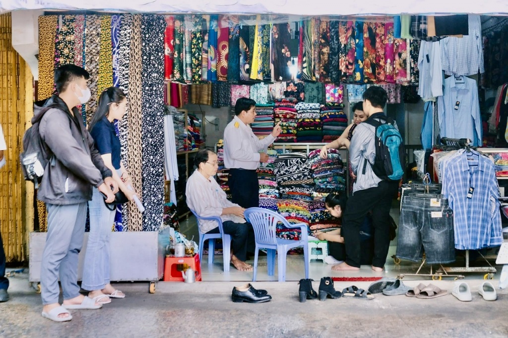 Bỏ thuế khoán: Bộ Tài chính đồng hành, hỗ trợ cùng hộ kinh doanh