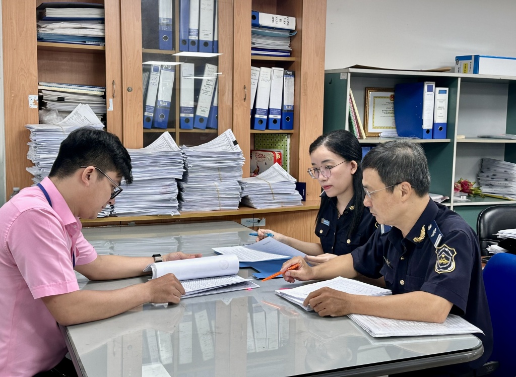 Hải quan Khu vực II: Khuyến khích doanh nghiệp tuân thủ tốt pháp luật hải quan